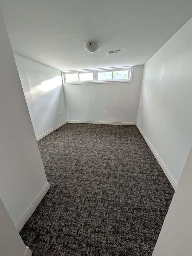 Beautiful, Clean & Bright!'s room