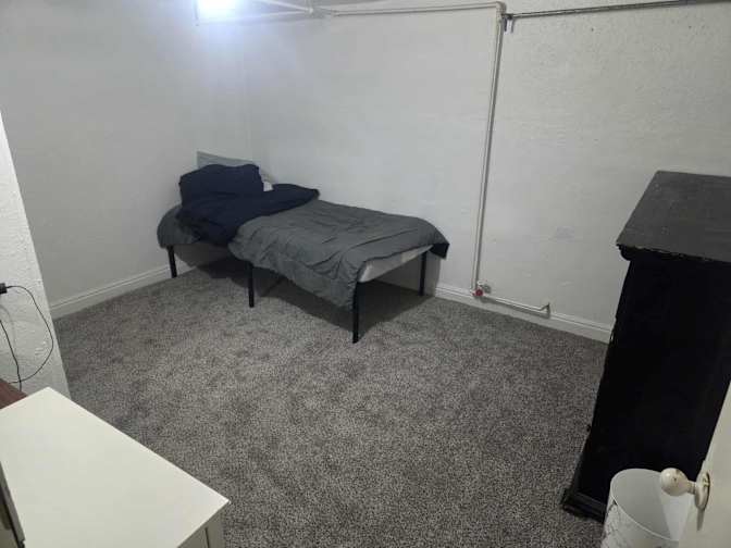 Anuar's room