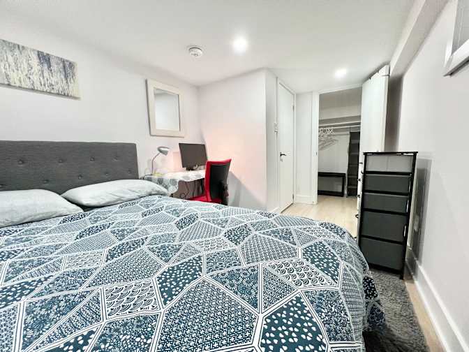 Mark Kay's room