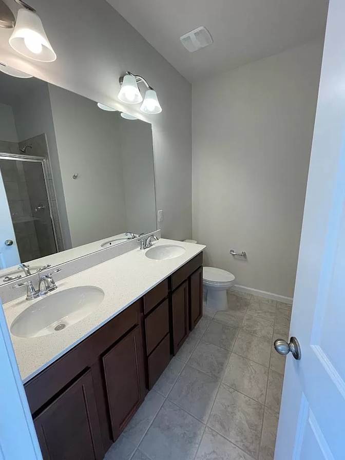 Alcove Rooms's room