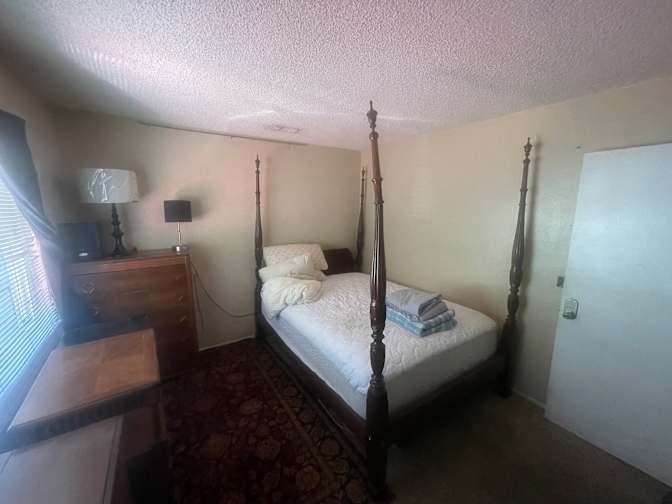 Guy's room