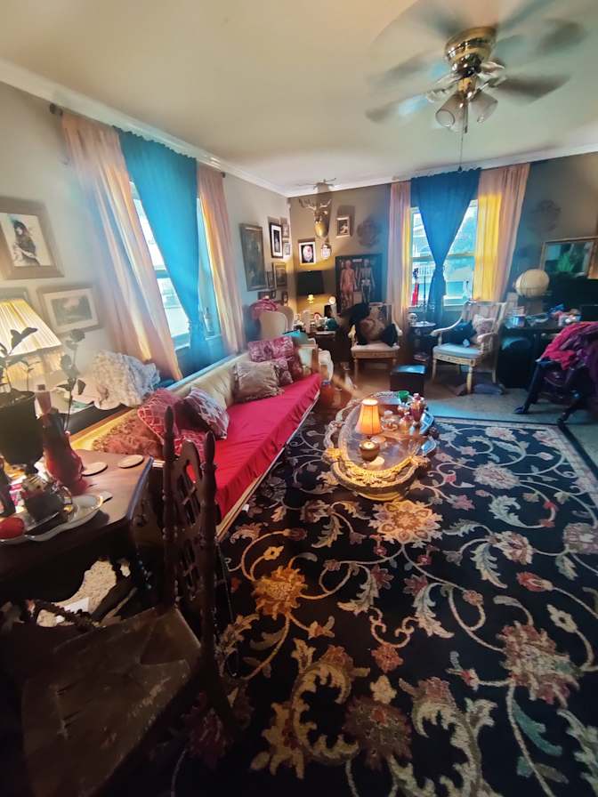 Olívar's room