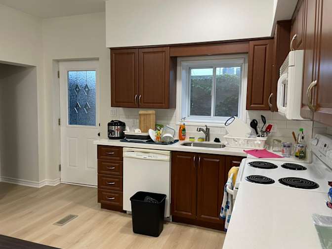 Viviane's room