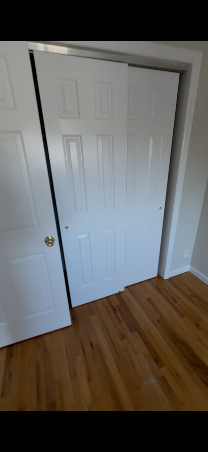 Ariana Cuevas's room