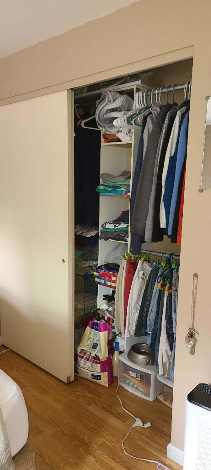 Yasushi's room