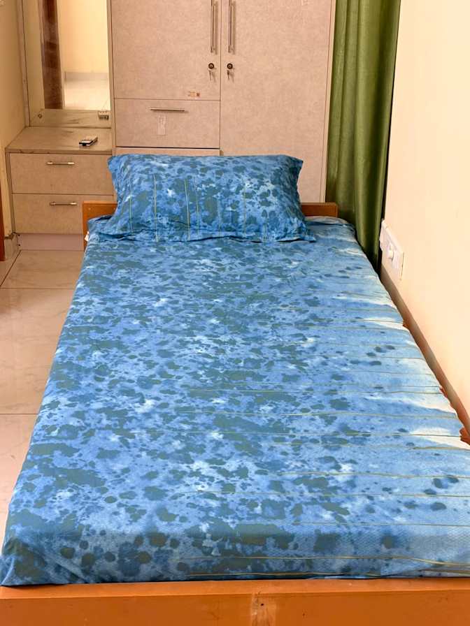 Uma Purushotham's room