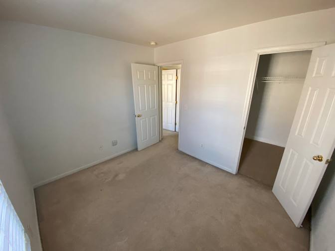 Alcove Rooms's room