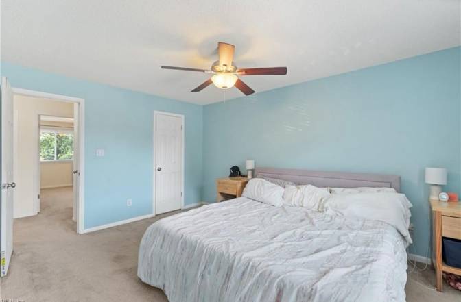 Zheng's room