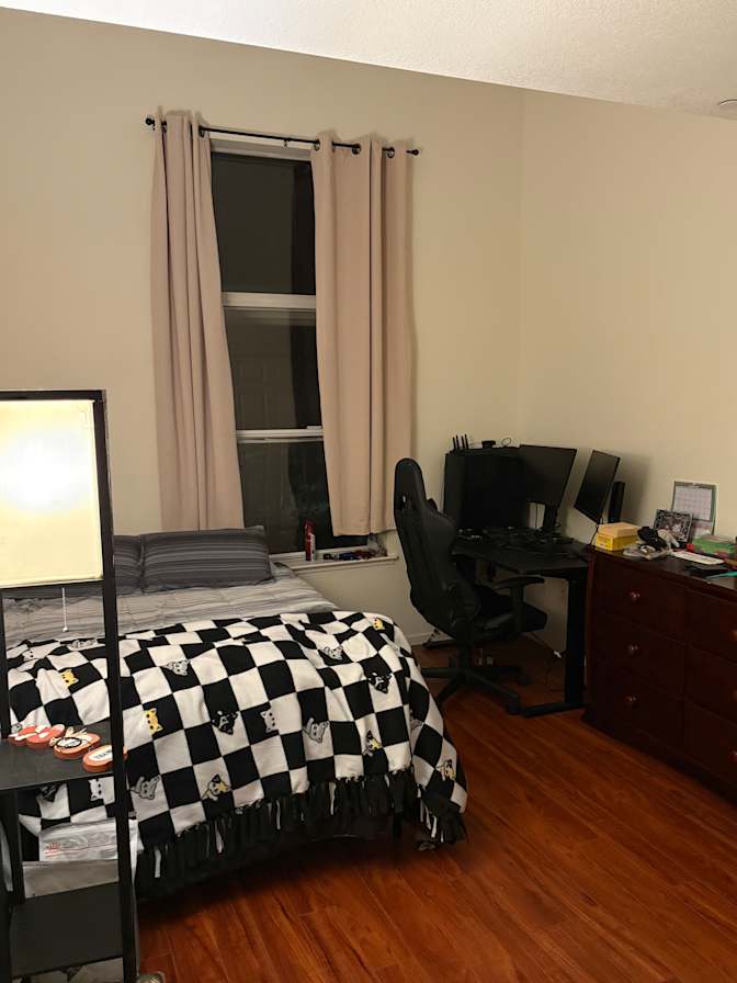 Eddie's room