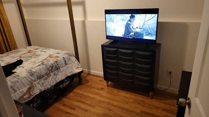 BROOKLYN APARTMENT SHARE LONG OR SHORT TERM's room