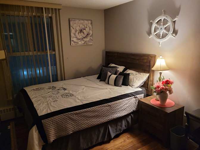Darlene's room