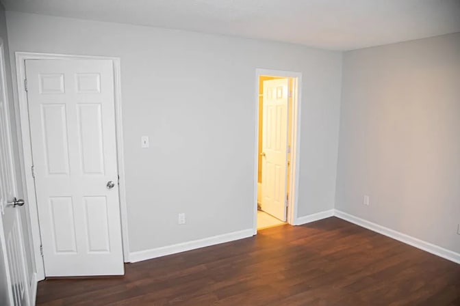 Alcove Rooms's room