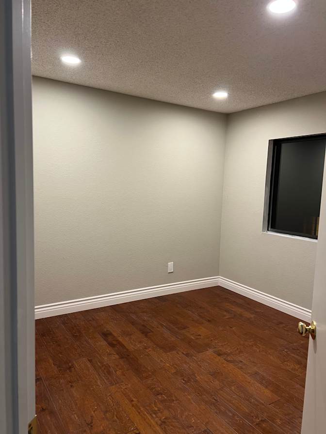 Kelly's room