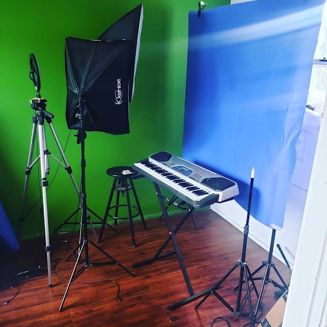 Geoffrey's room