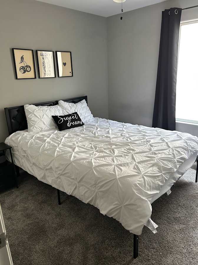 Jordyn's room
