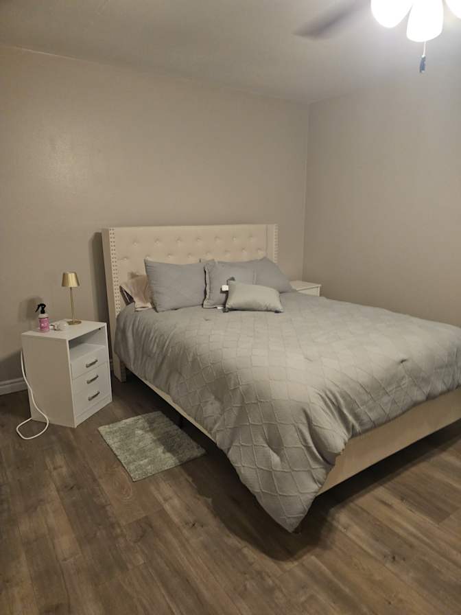 Rose Cam's room