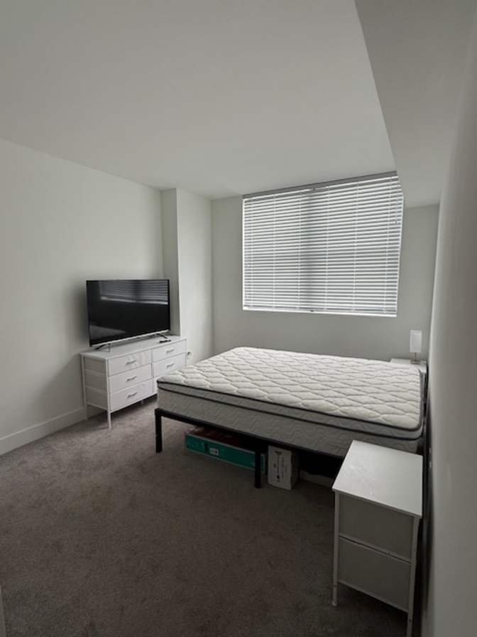 Tan's room