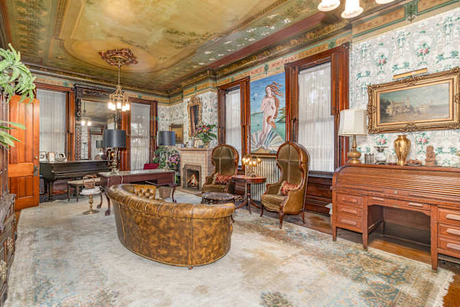 Jacqueline Parker's room