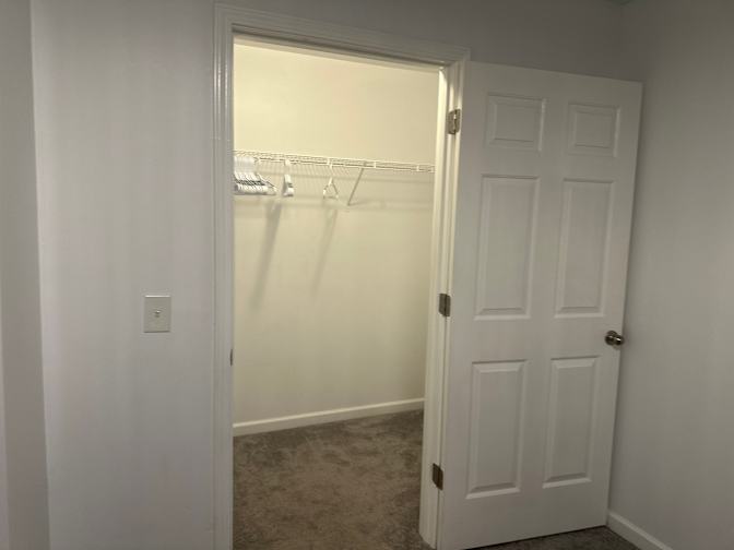 Alcove Rooms's room