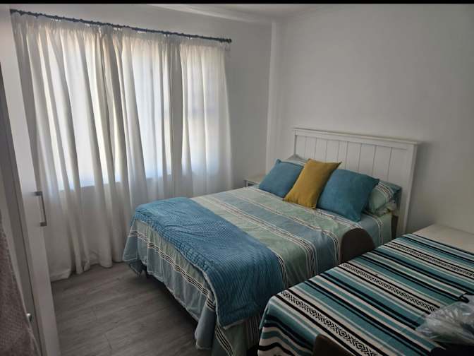 Leon's room