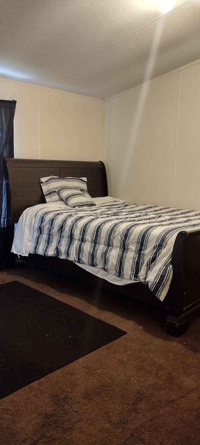 Mykh's room