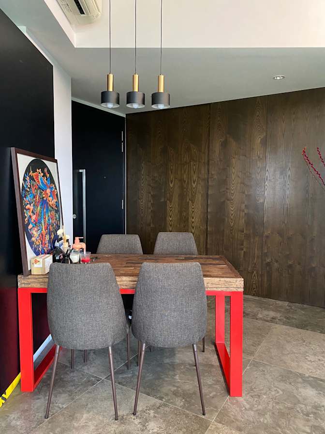 Wei Kit's room