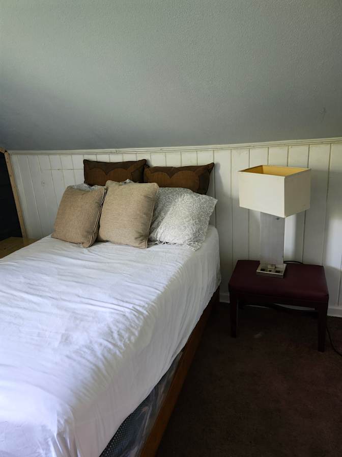 Shak's room