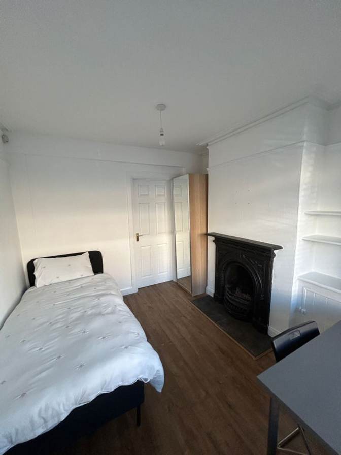 Caleb Kurien's room
