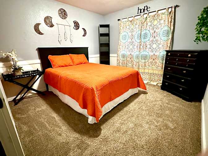 Phoenix's room