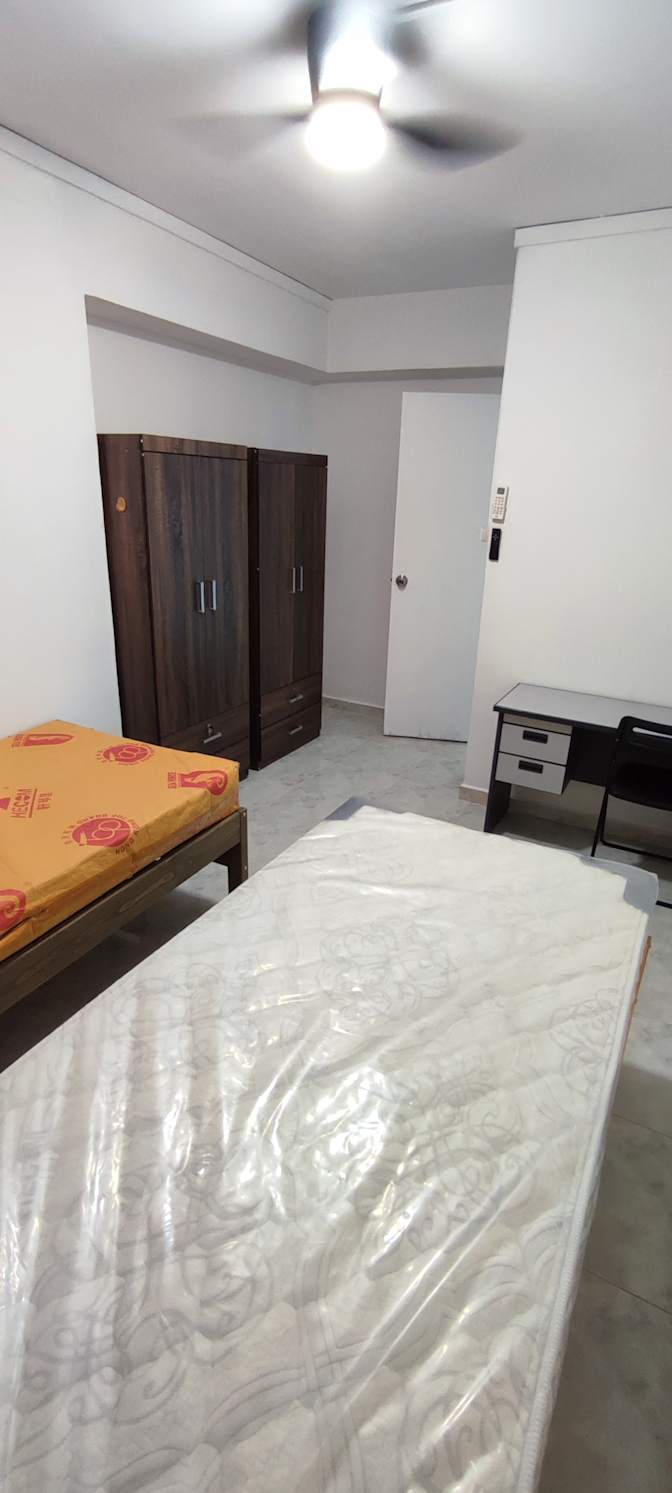 mofad's room