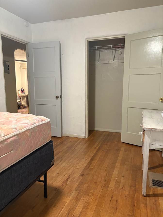 August's room