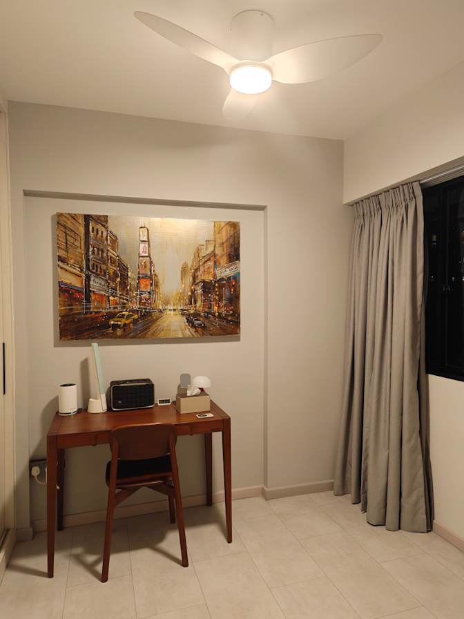 Waterstonz's room
