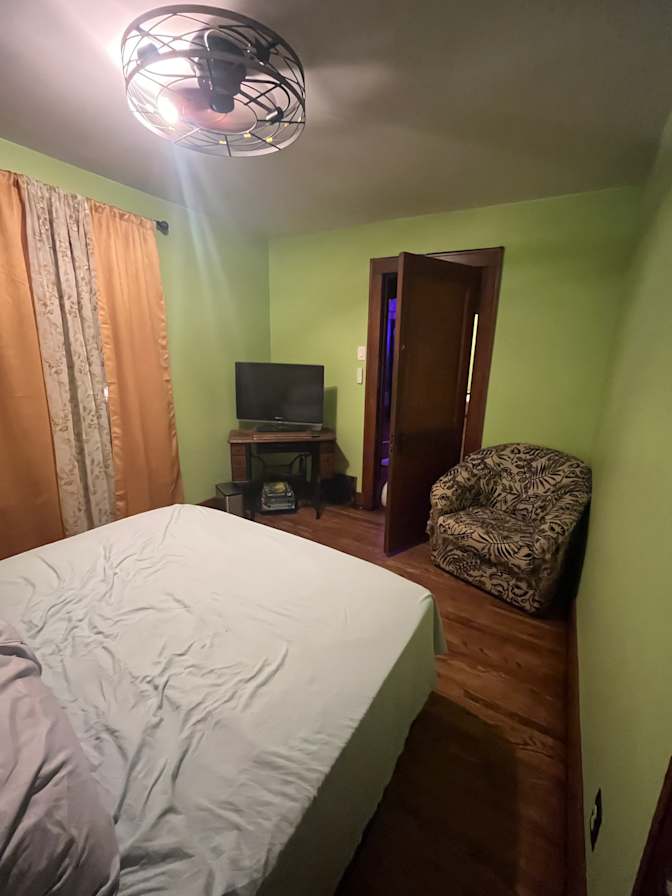Olivia's room