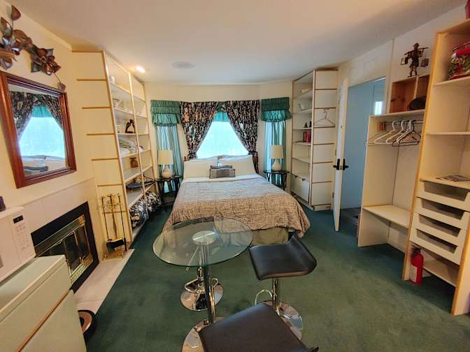 Don's room