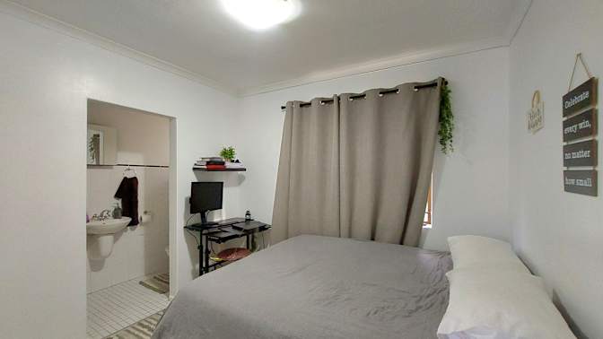Thanda's room