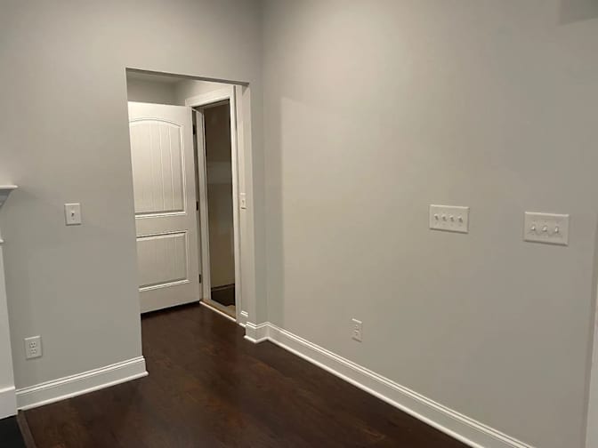 Alcove Rooms's room