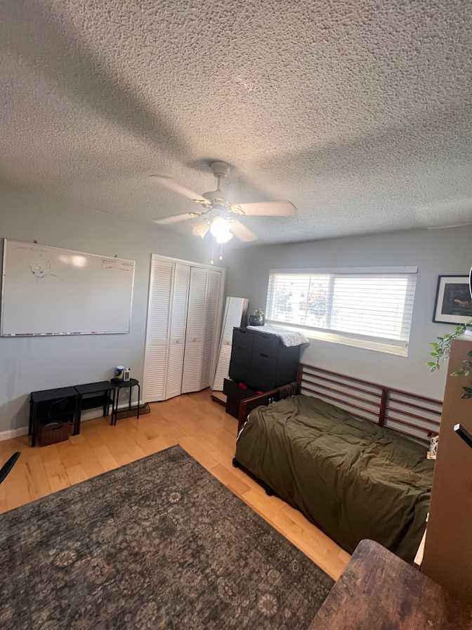 Jovani's room