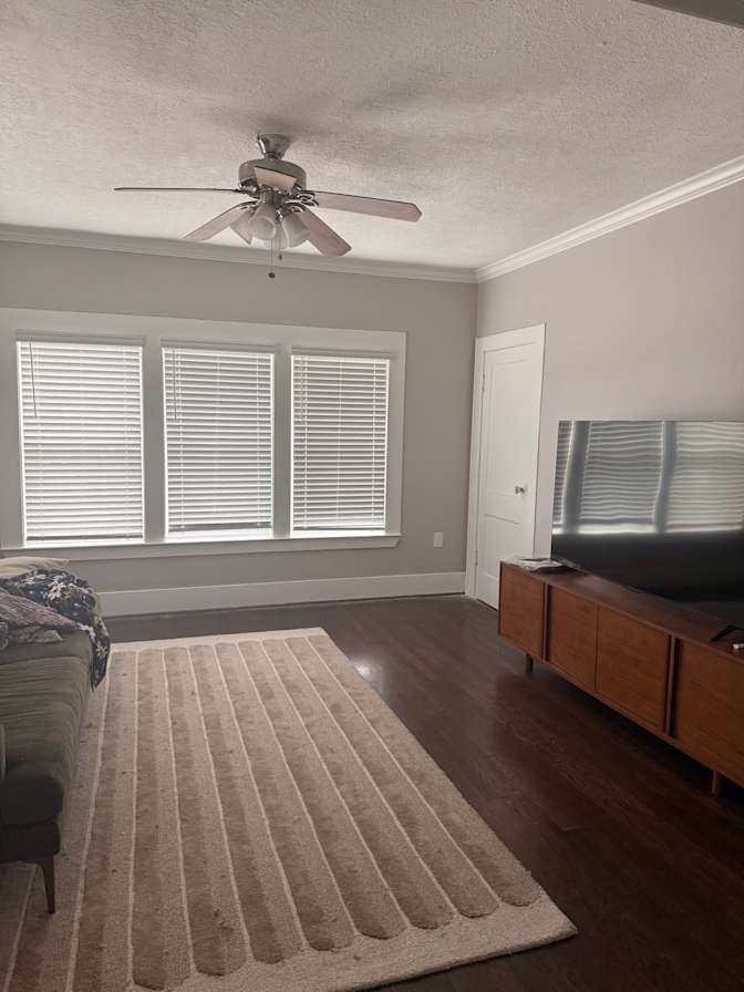 Tesia's room