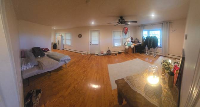 Lu No's room