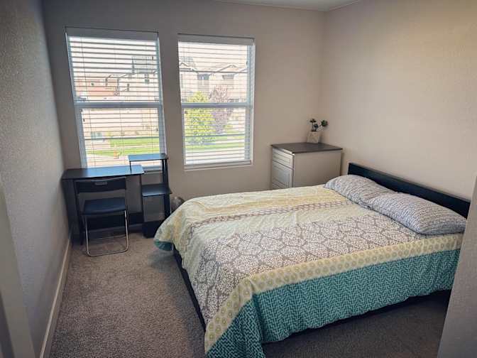 Wei's room
