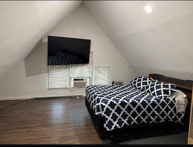 Diana's room