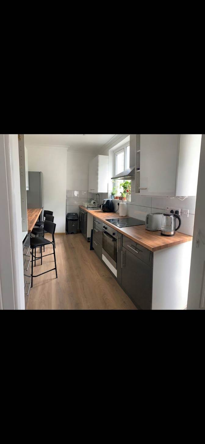 Vladi's room