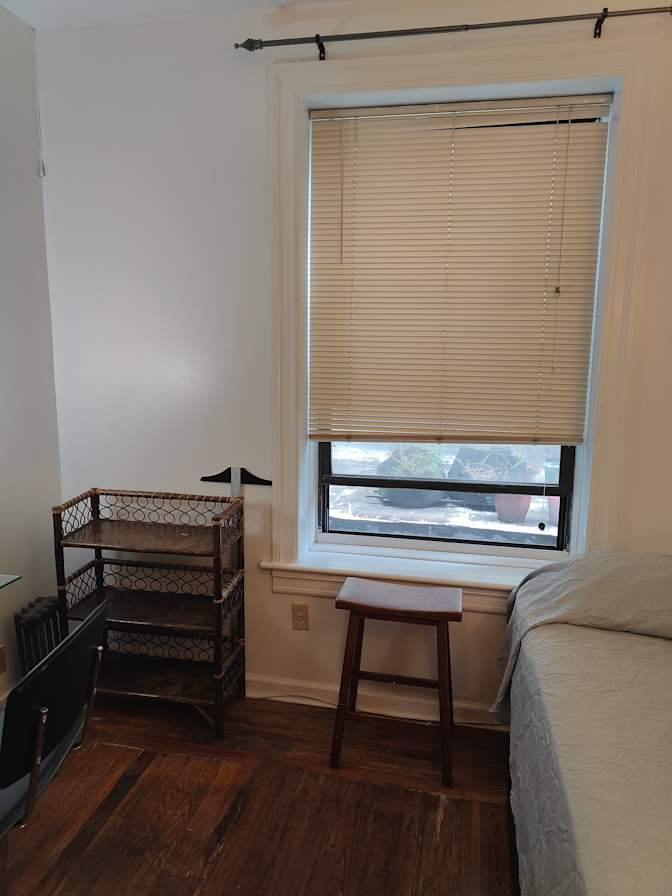 Hai's room