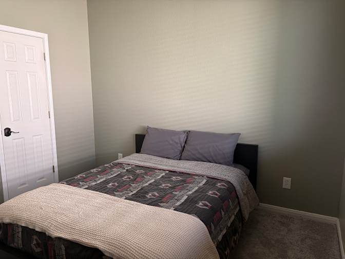 Bob's room