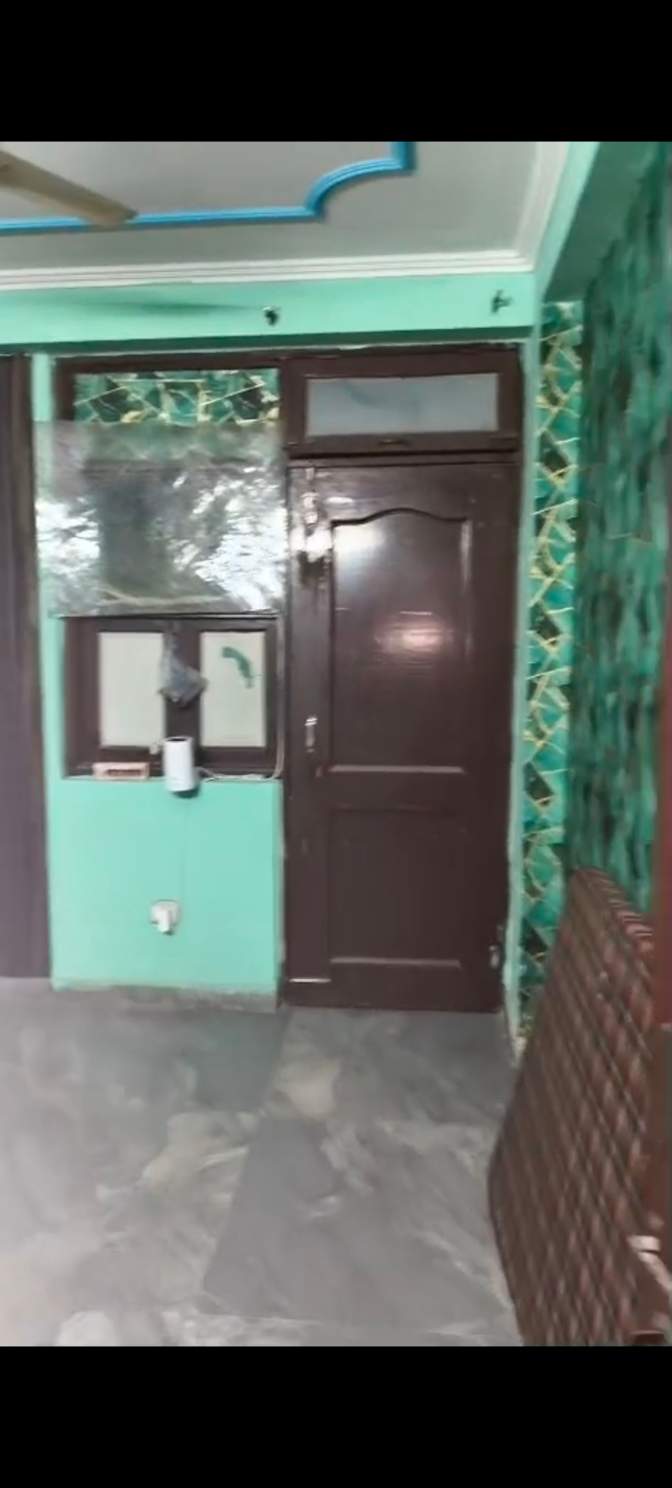 Kashish tyagi's room