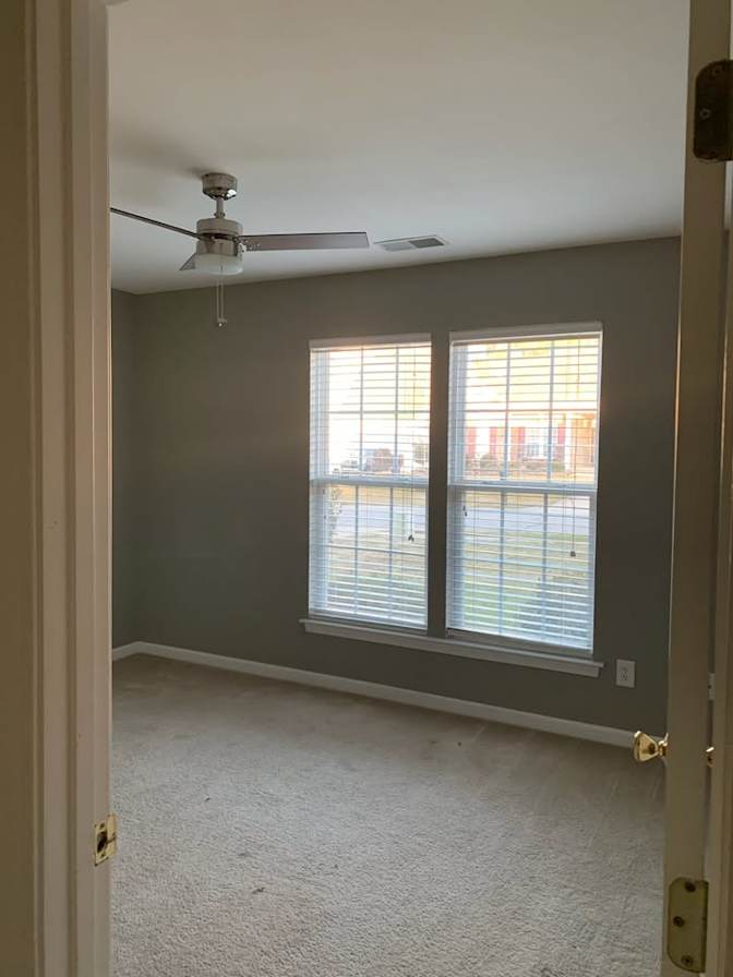 Alcove Rooms's room