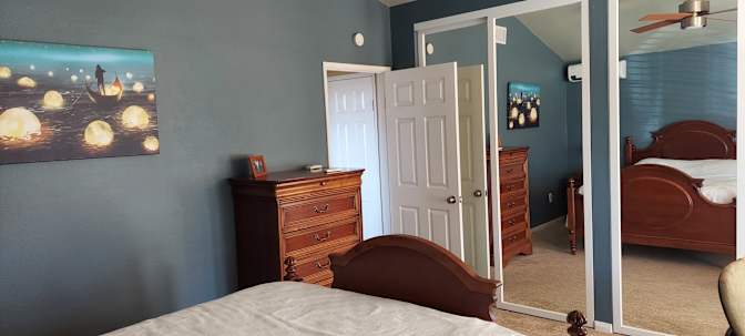 Jay Kaufman's room