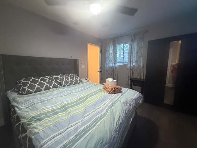 Jun's room