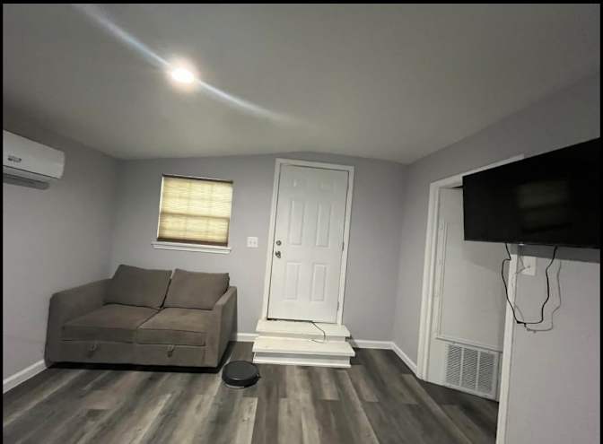 Alicia's room