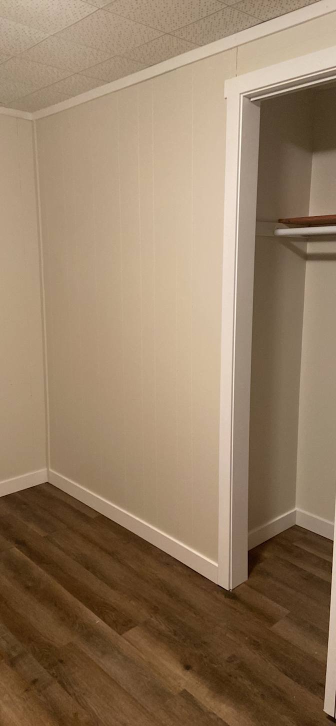 Nas's room